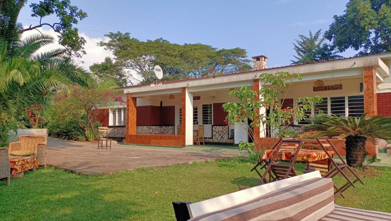 Colibri Taverne&Guest House Gisenyi Extérieur photo