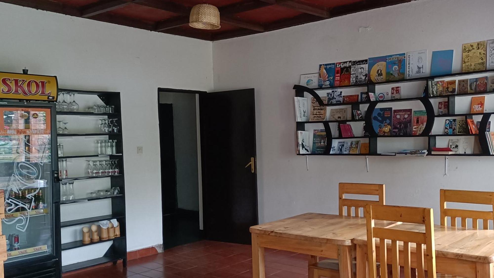 Colibri Taverne&Guest House Gisenyi Extérieur photo