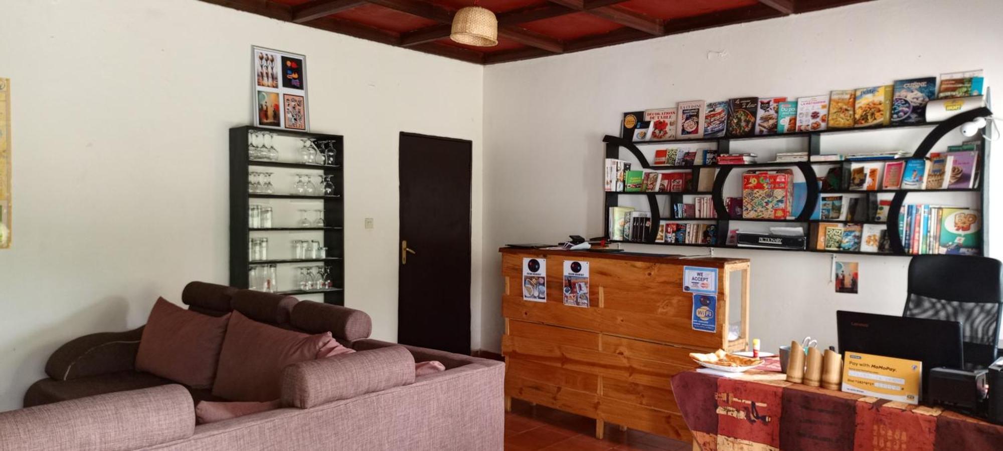 Colibri Taverne&Guest House Gisenyi Extérieur photo